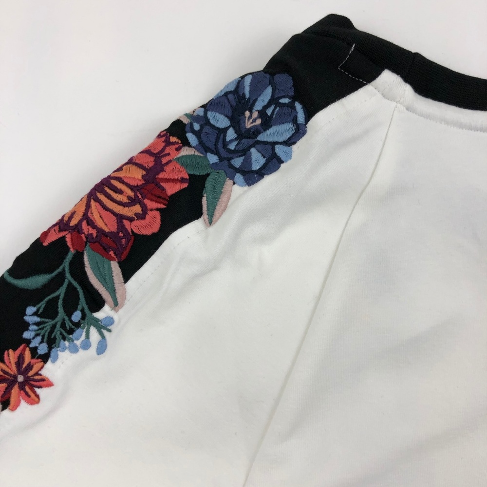 Puma Embellished T7 Shirt Women's White L - Picture 6 of 8